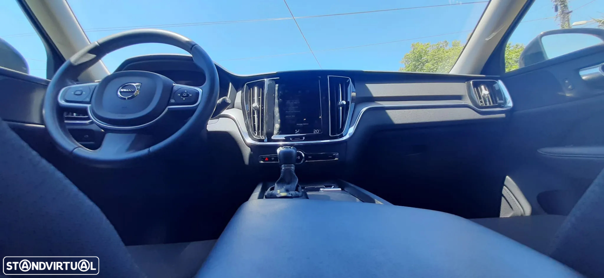 Volvo V60 2.0 D3 Momentum Geartronic - 13