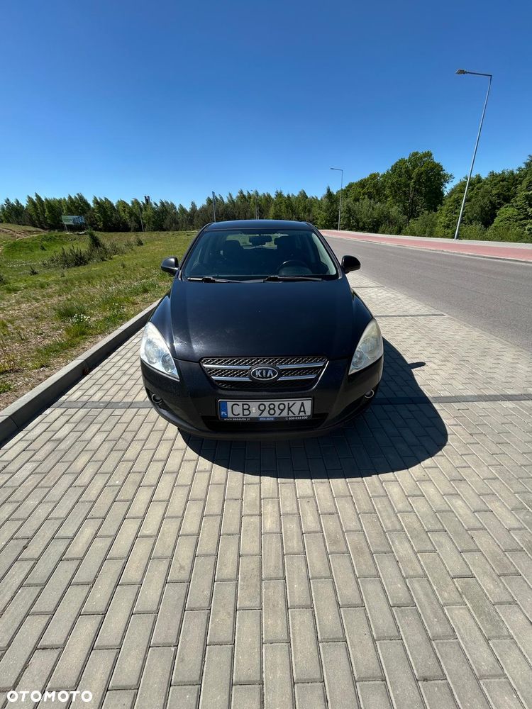 Kia Ceed 1.4 Comfort + - 4