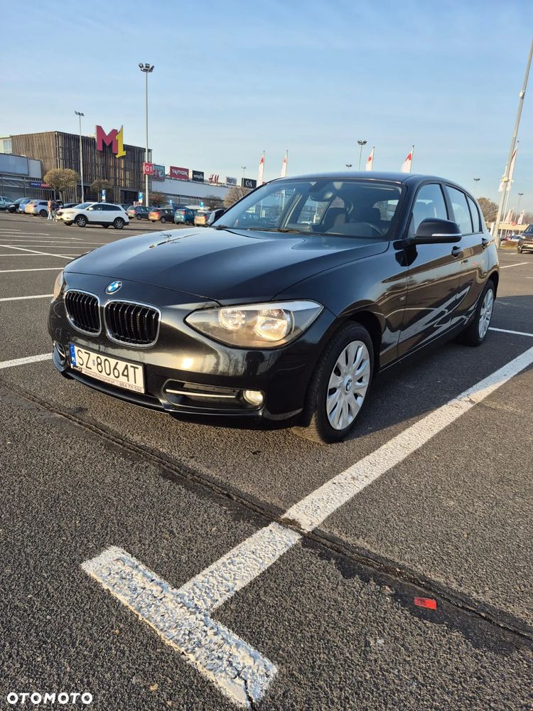 BMW Seria 1 116i Sport Line - 2