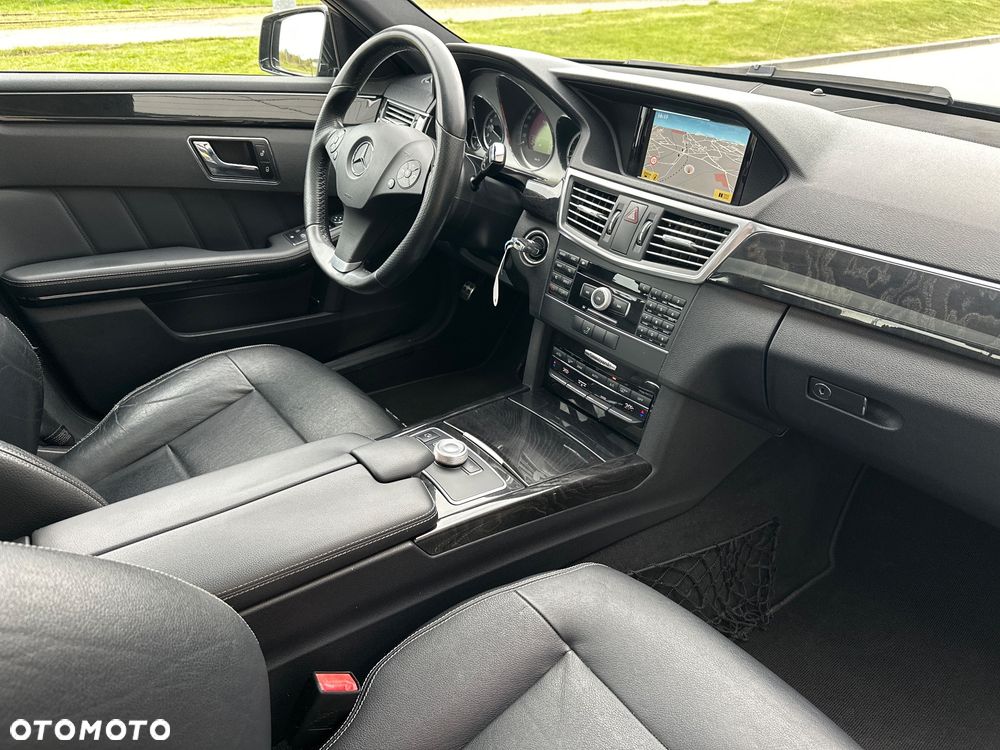 Mercedes-Benz Klasa E 350 CDI 4-Matic Avantgarde - 36