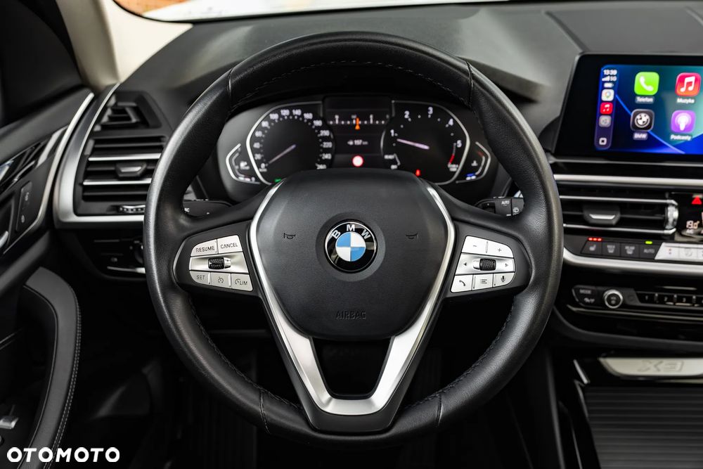 BMW X3 sDrive18d sport - 32