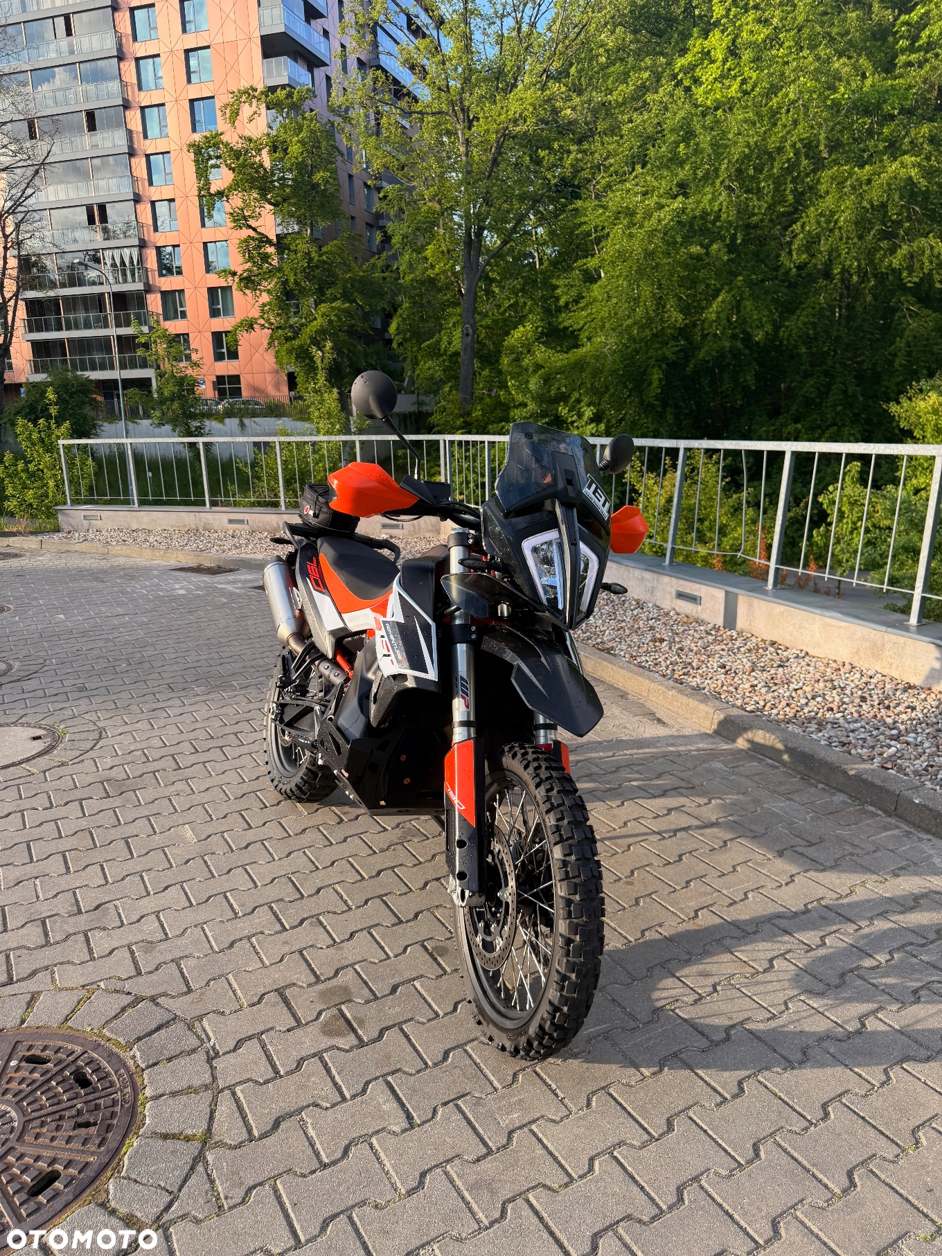 KTM Adventure - 13