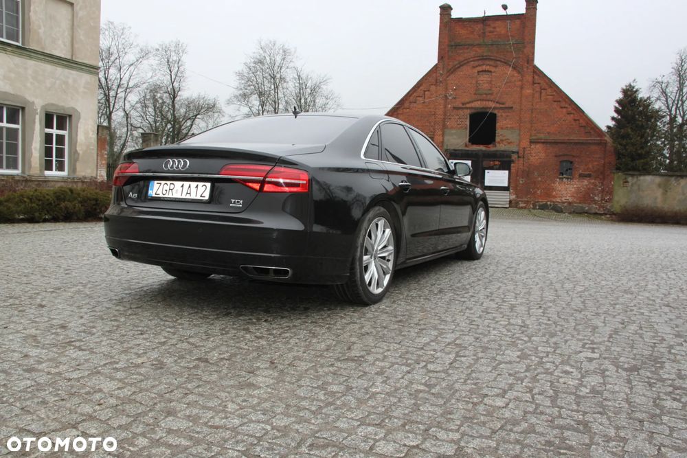 Audi A8 - 3