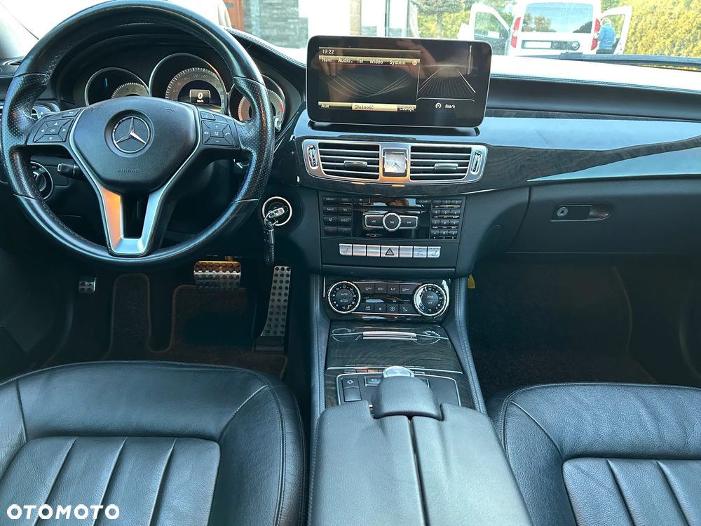 Mercedes-Benz CLS 350 CDI BlueEff - 23