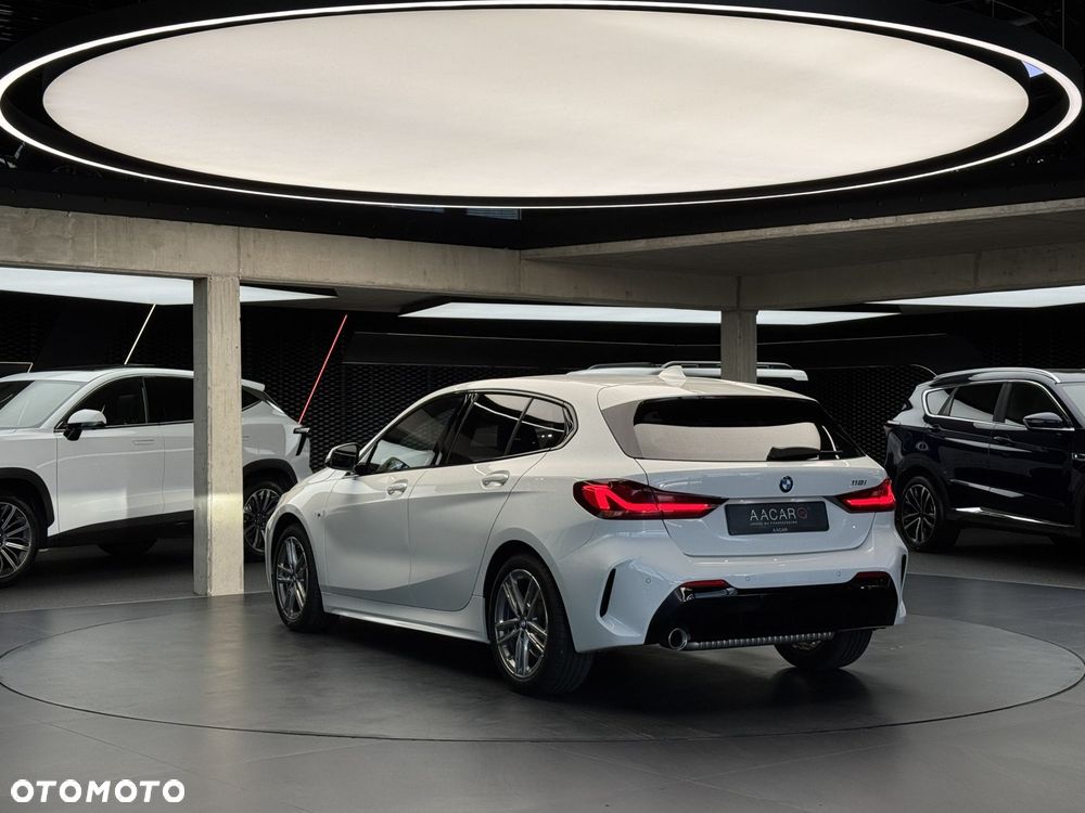 BMW Seria 1 118i M Sport - 4