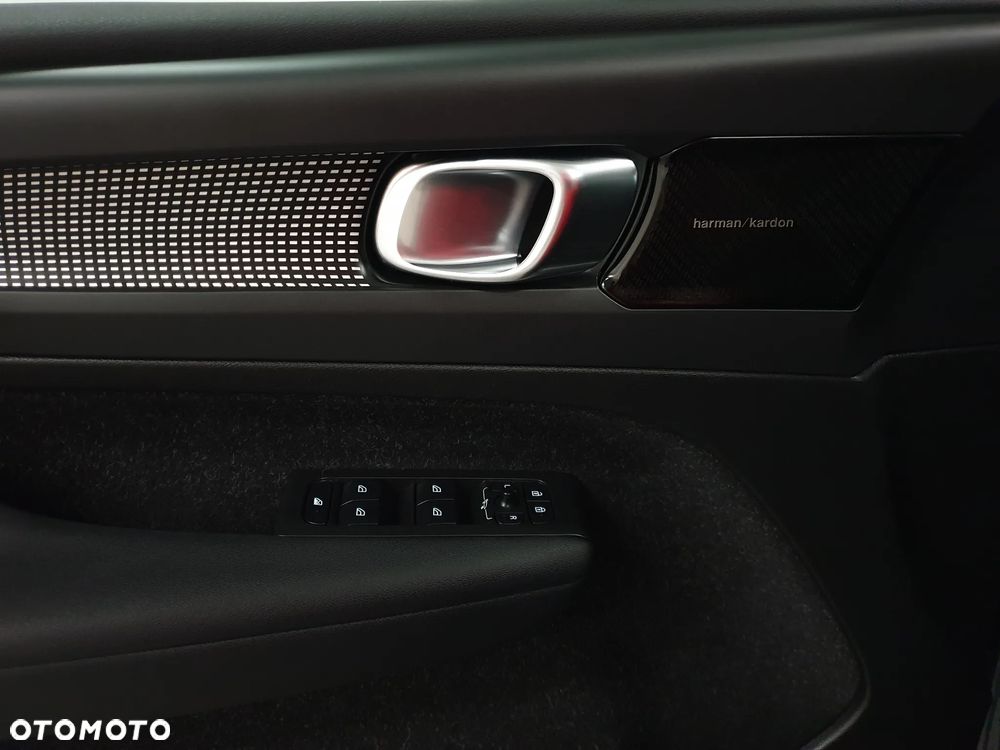 Volvo XC 40 D3 SCR R-Design - 7