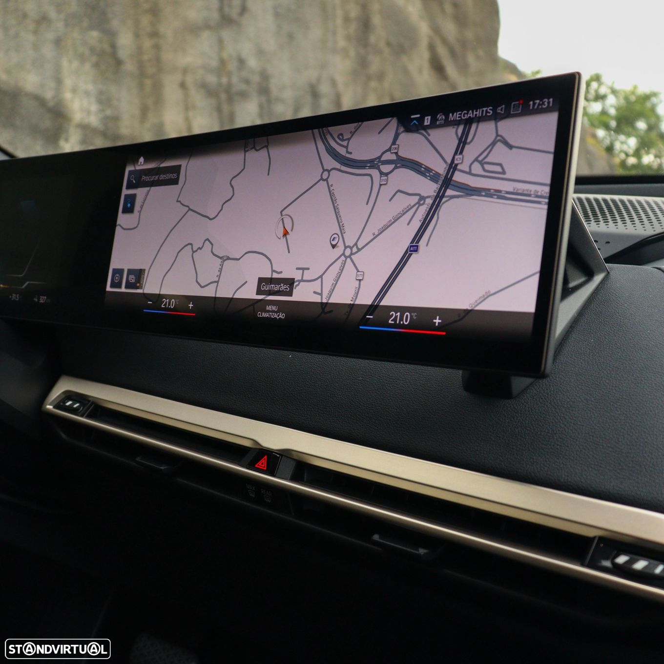 BMW iX xDrive 50 Pack Desportivo - 18