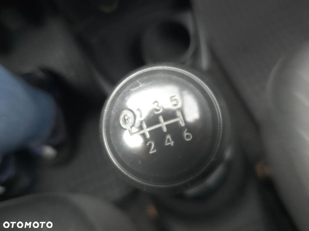 Toyota Yaris 1.4 D-4D Luna EU5 - 26