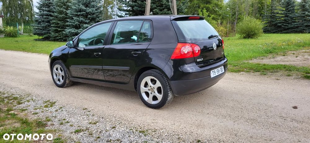 Volkswagen Golf - 4