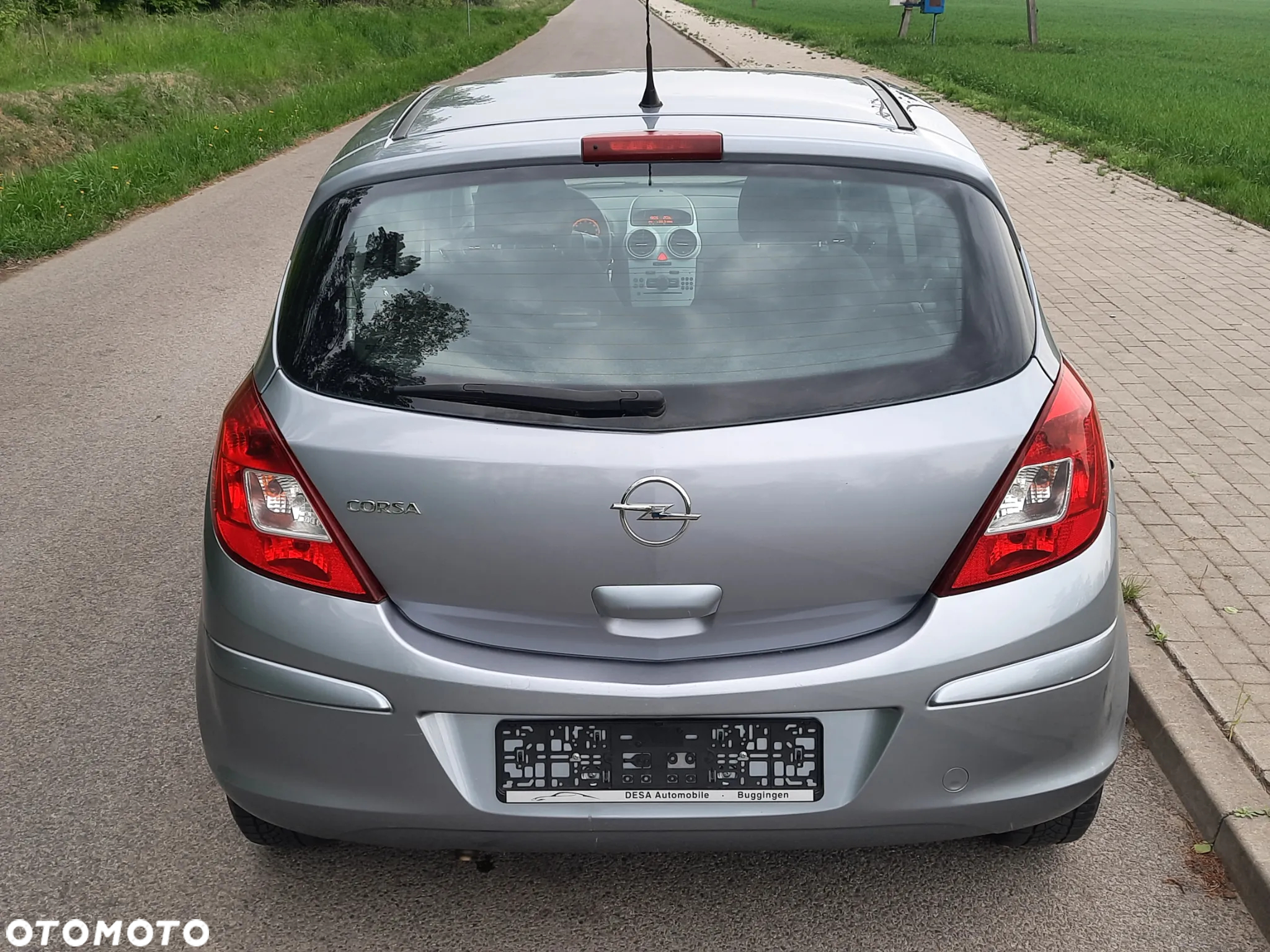 Opel Corsa 1.2 16V Edition - 5