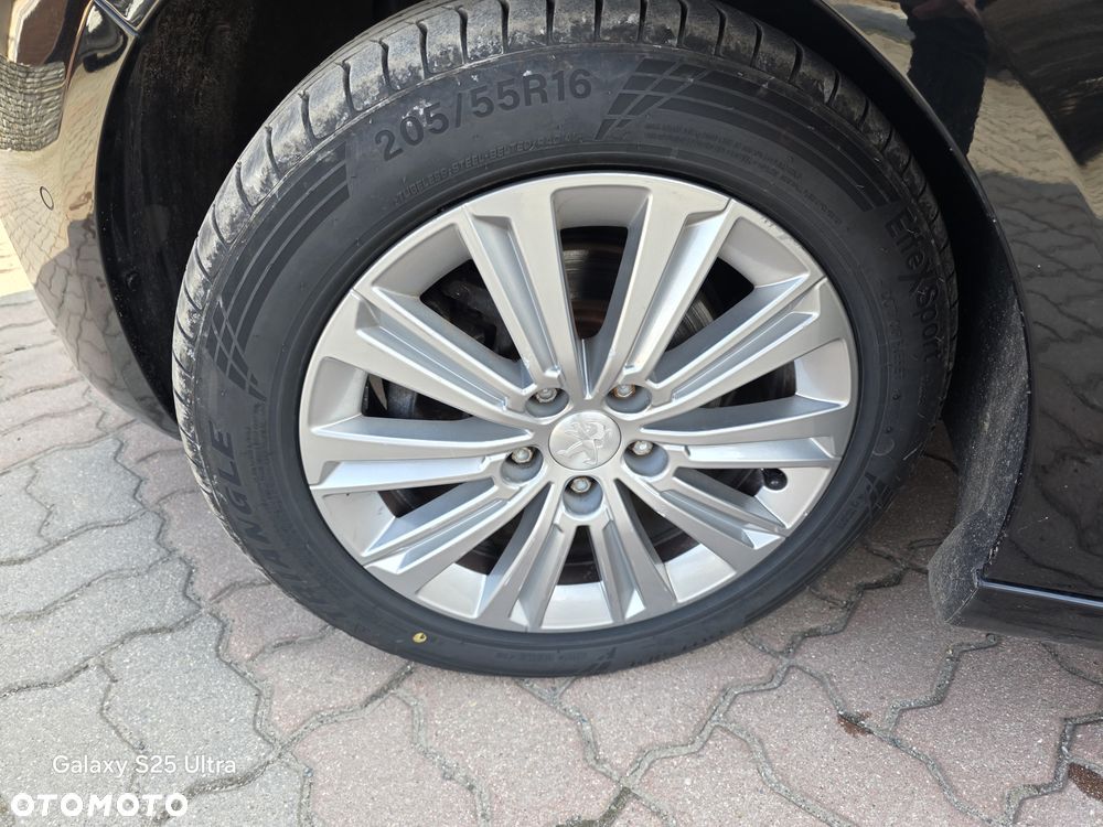 Peugeot 308 BlueHDi 130 Stop & Start Allure Pack - 16