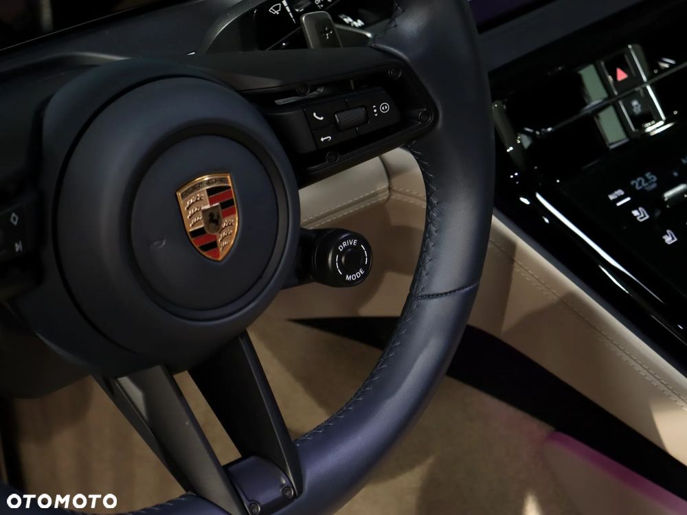 Porsche Panamera 4S E-Hybrid PHEV - 22
