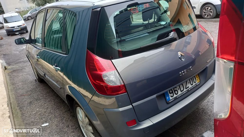 Renault Scénic - 11