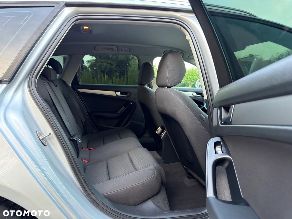 Audi A4 Avant 1.8 TFSI Ambiente - 34