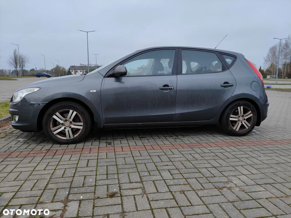 Hyundai i30 1.4 Classic - 4