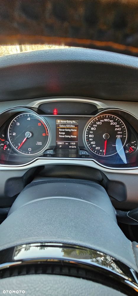 Audi A4 Avant 2.0 TDI S tronic quattro - 20