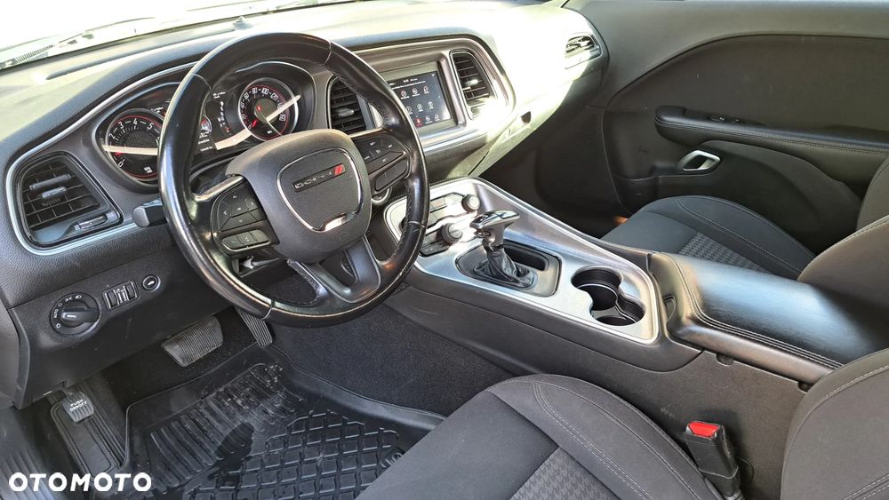 Dodge Challenger 3.6 SXT - 4