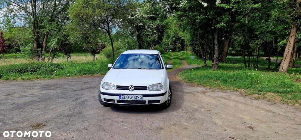 Volkswagen Golf 1.9 TDI Basis - 1