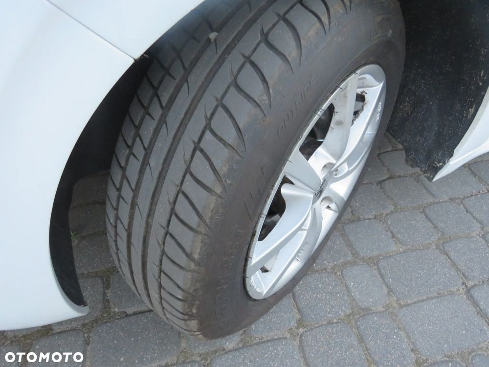Peugeot 208 1.6 BlueHDi Active - 16