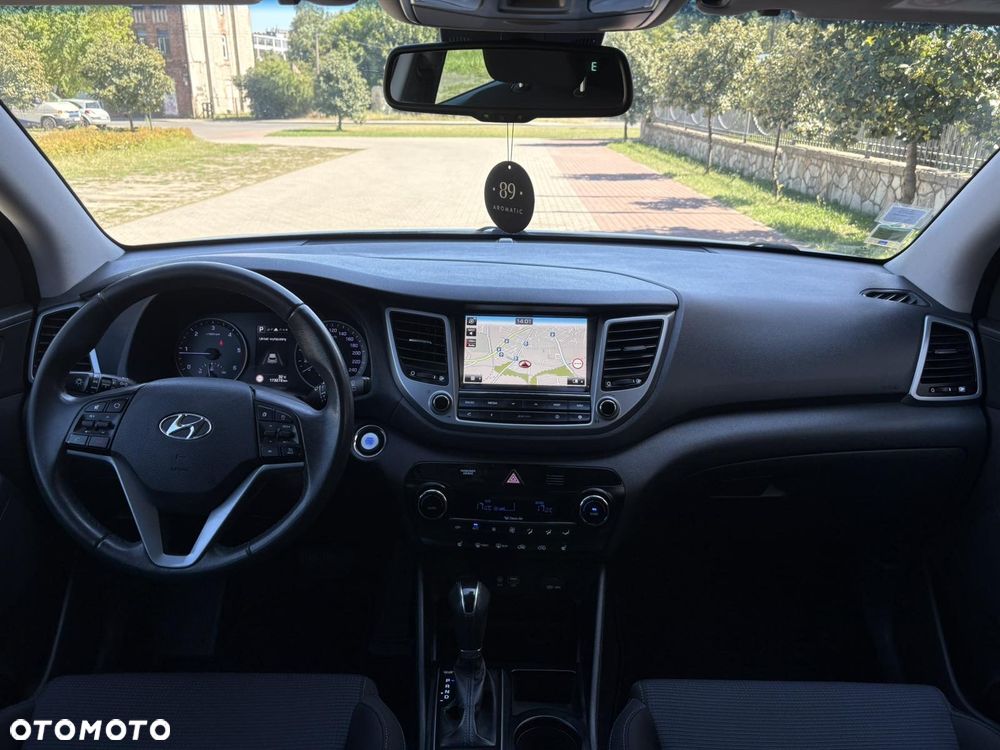 Hyundai Tucson blue 1.7 CRDi 2WD DCT Premium - 20