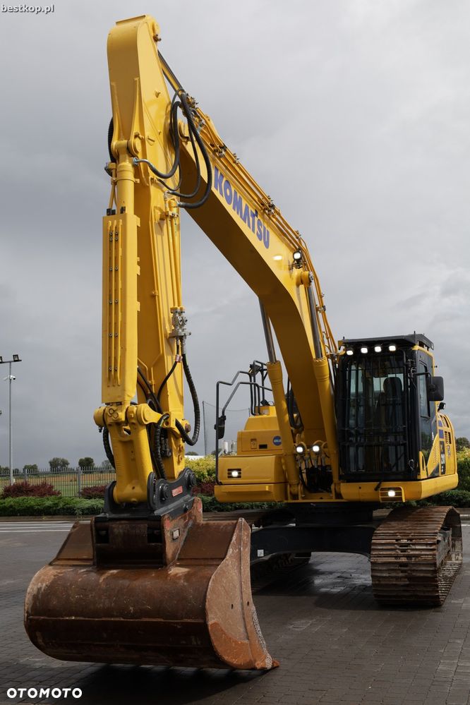 Komatsu PC210LC-11 - 16
