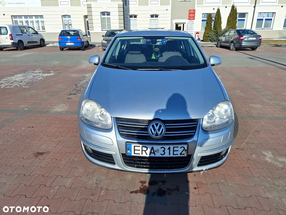Volkswagen Jetta 1.9 TDI Trendline - 7
