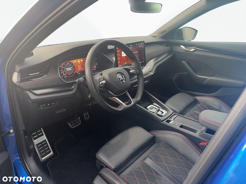 Skoda Octavia 2.0 TSI RS DSG - 9