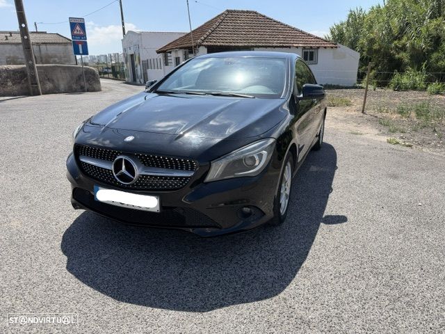 Mercedes-Benz CLA 200 CDI 7G-DCT Edition 1 - 4