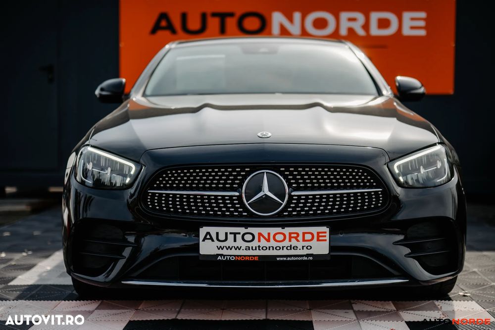 Mercedes-Benz E 300 de 9G-TRONIC AMG Line - 2