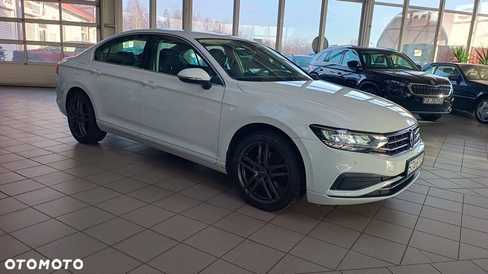 Volkswagen Passat 2.0 TSI Elegance DSG - 12