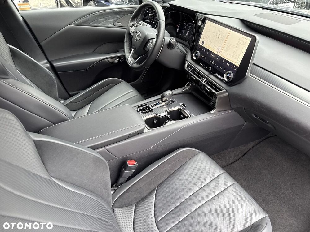 Lexus RX - 10