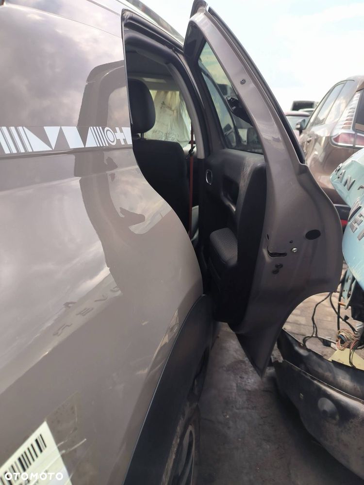 DRZWI PRAWE TYŁ CITROEN C4 CACTUS KDQB - 2