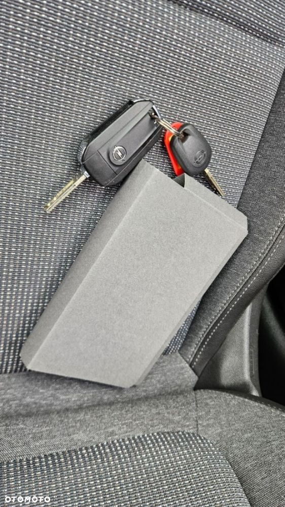 Opel Crossland 1.2 Automatik Business Edition - 29