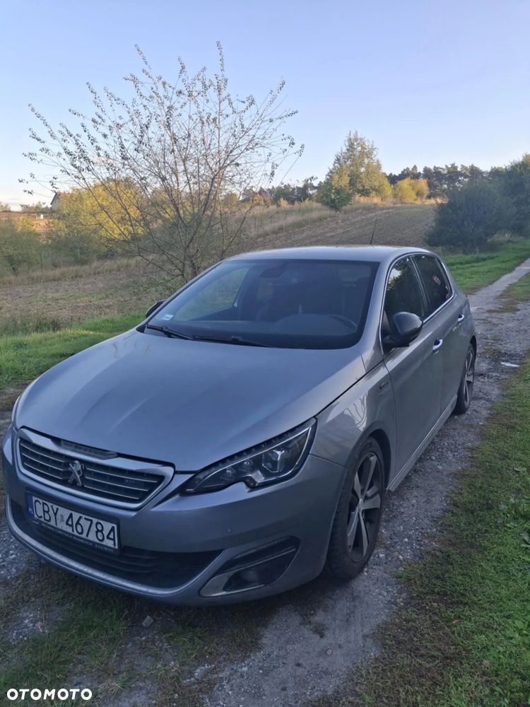 Peugeot 308 - 1