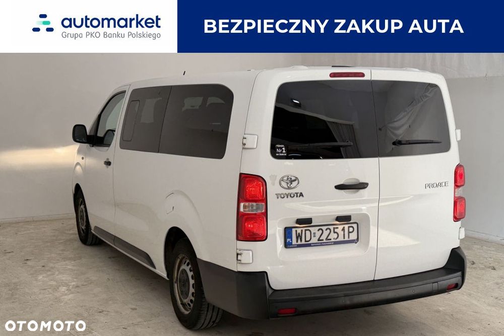 Toyota ProAce Kombi 2.0 D-4D Long 2,8t - 3