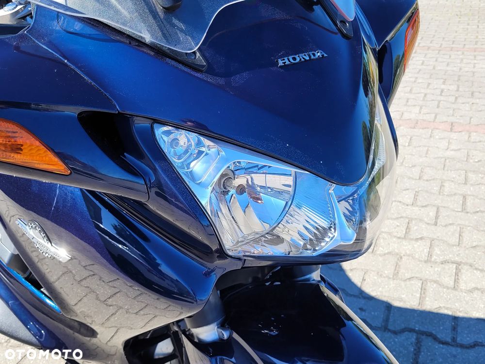 Honda ST - 5