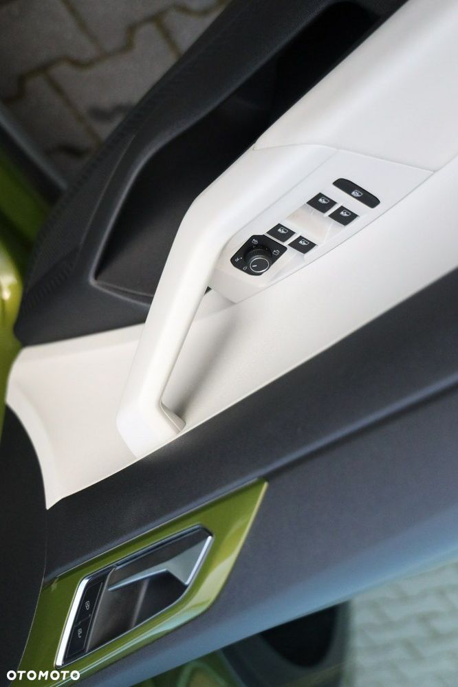 Volkswagen Taigo - 12