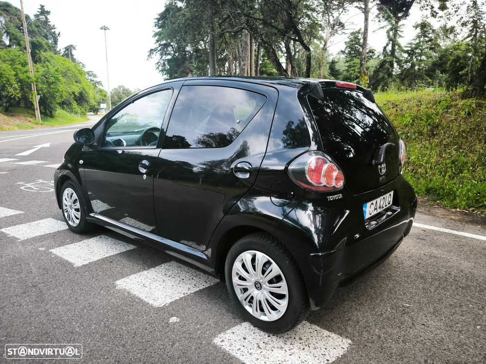 Toyota Aygo 1.0 + AC - 2