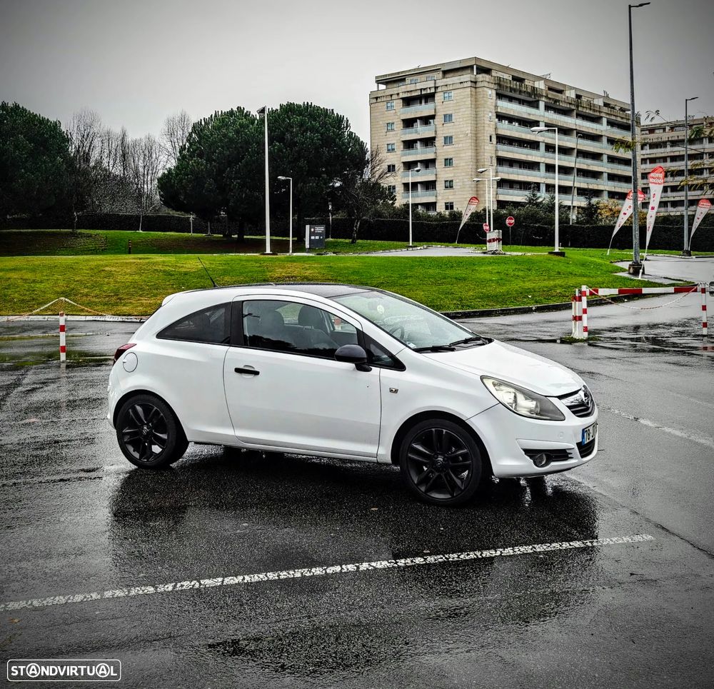 Opel Corsa 1.2 Black Edition 129g - 28