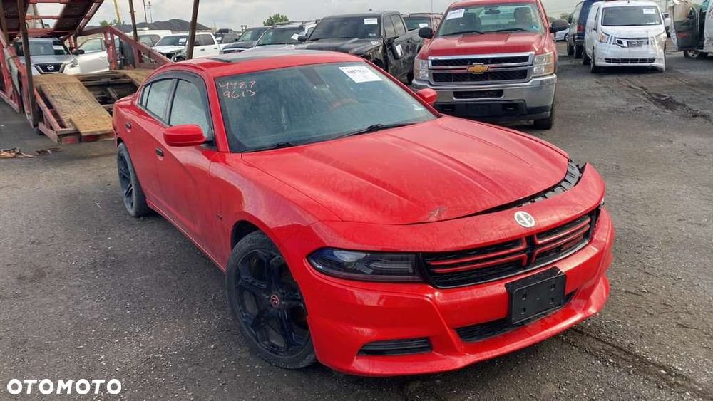 Dodge Charger 3.6 GT - 10