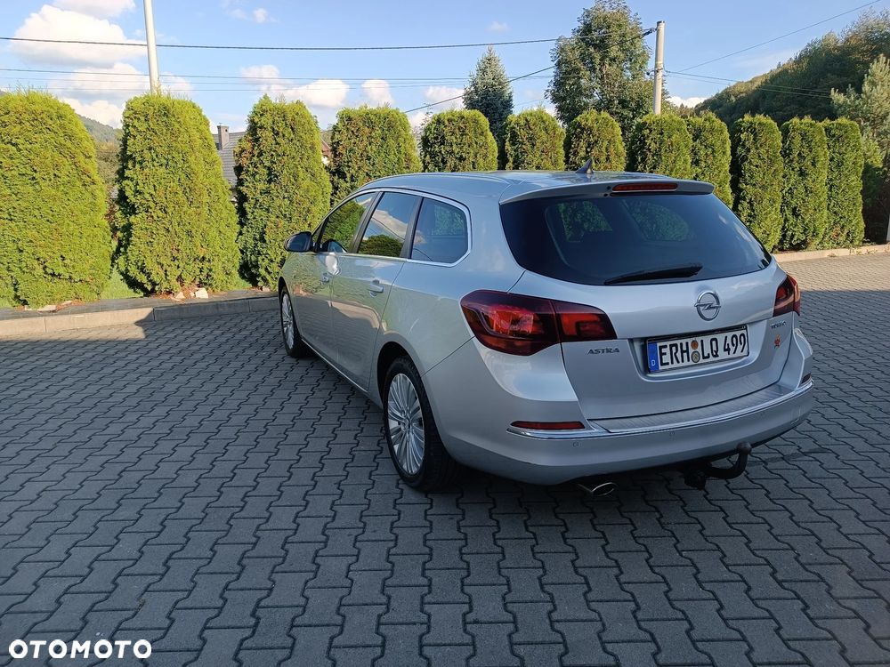 Opel Astra 1.4 Turbo Sports Tourer Automatik - 11