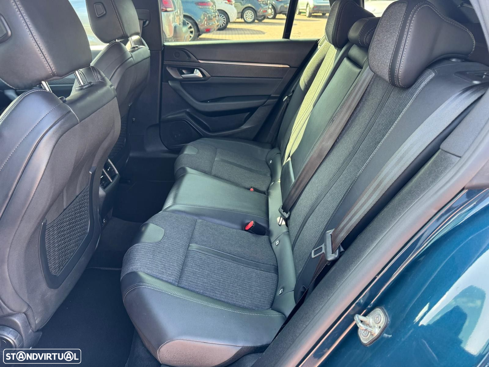 Peugeot 508 SW 1.6 Hybrid Allure e-EAT8 - 15