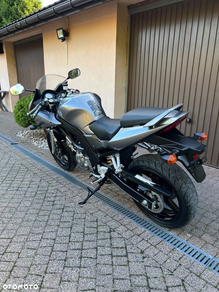 Suzuki SV - 5