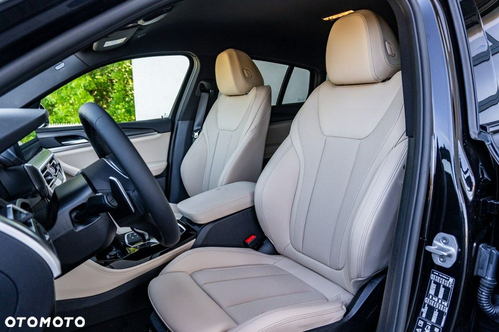 BMW X4 - 15
