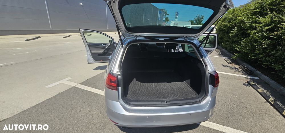 Volkswagen Golf 2.0 TDI BMT Highline - 12