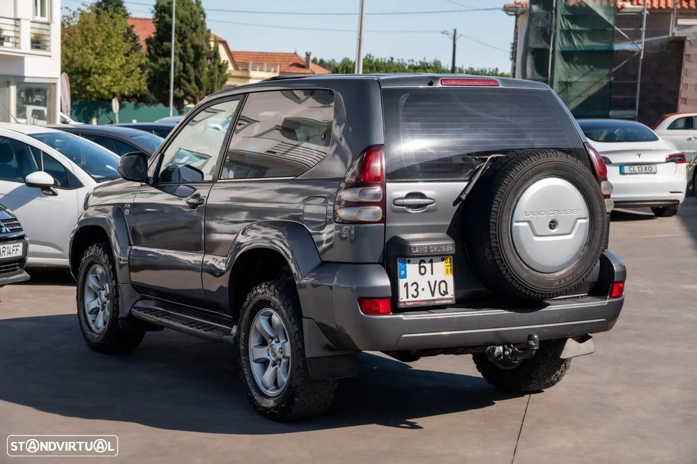 Toyota Land Cruiser Prado - 7
