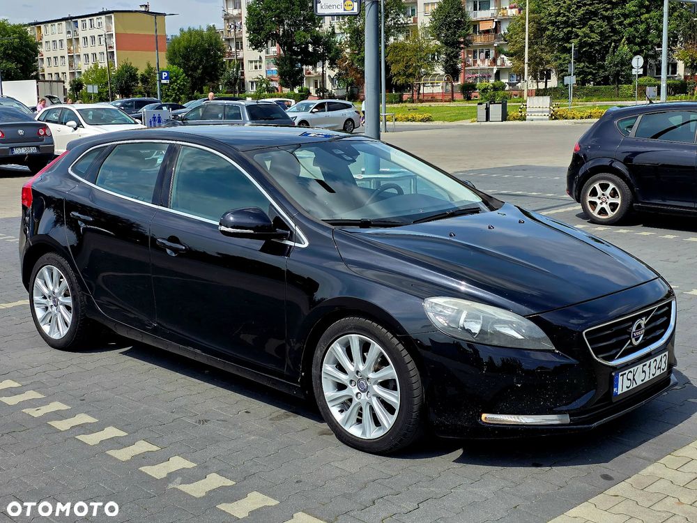 Volvo V40 D2 Momentum - 2