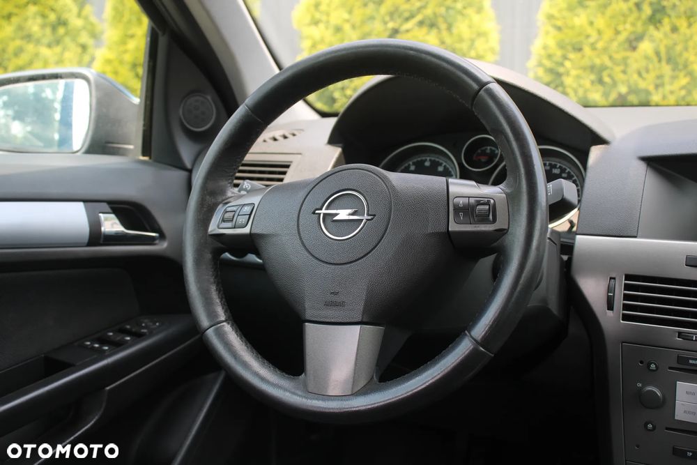 Opel Astra 1.6 - 19