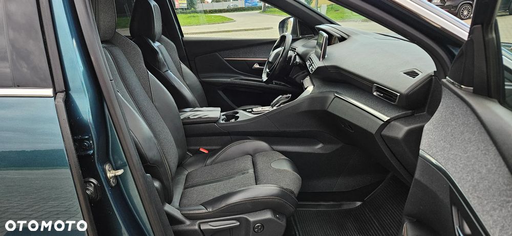 Peugeot 5008 - 11