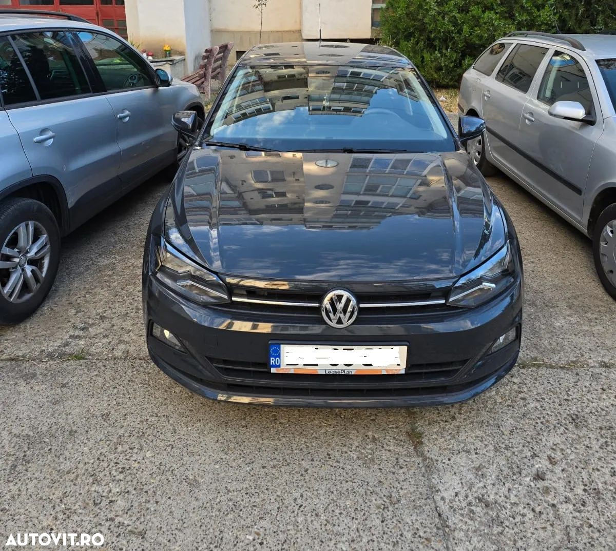 Volkswagen Polo - 1